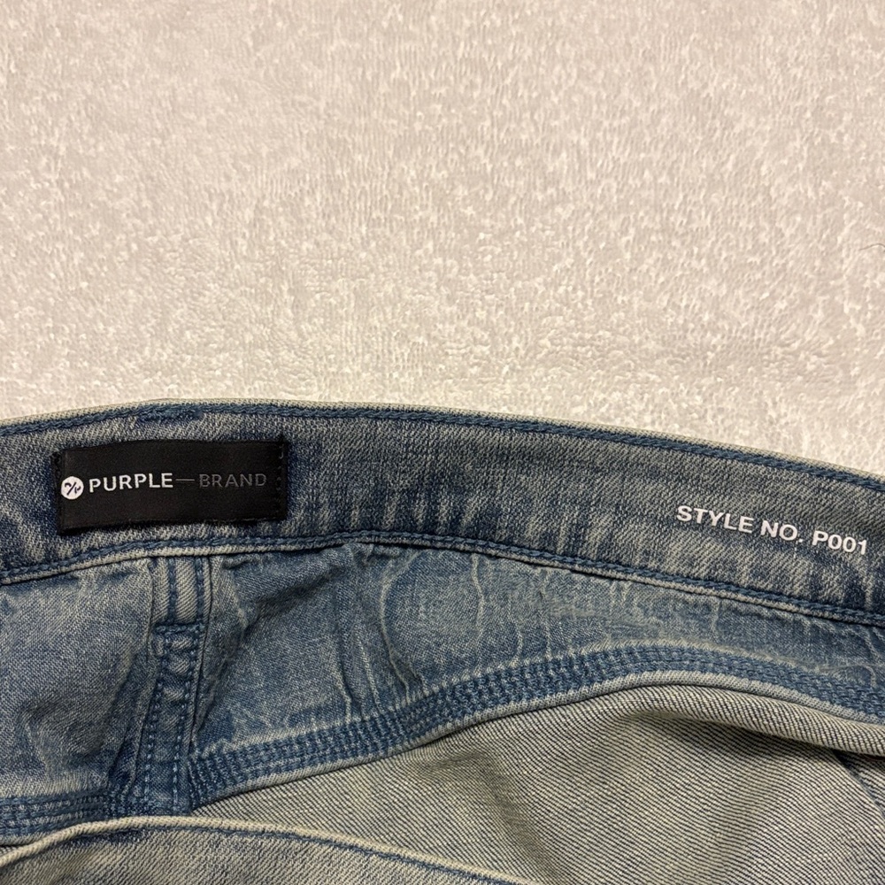 Stylish Faded Blue Skinny Jeans for Men - Picture 4 of 8